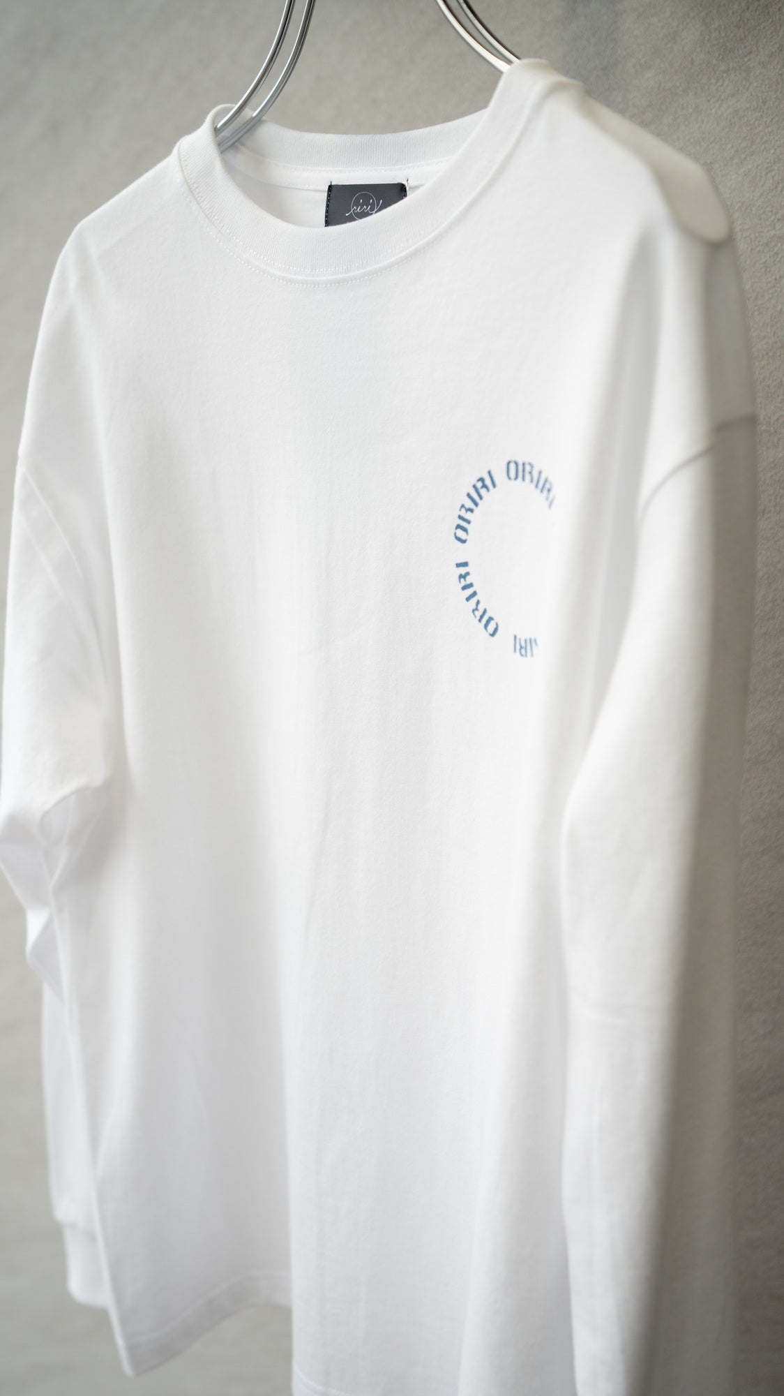 サークルロゴロングスリーブTシャツ