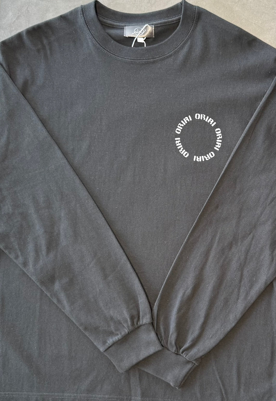 サークルロゴロングスリーブTシャツ