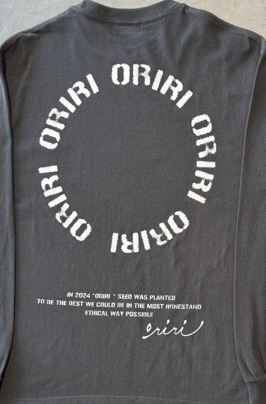 サークルロゴロングスリーブTシャツ