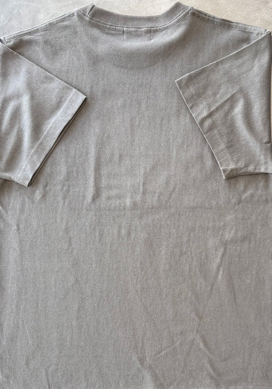 スクエアロゴTシャツ