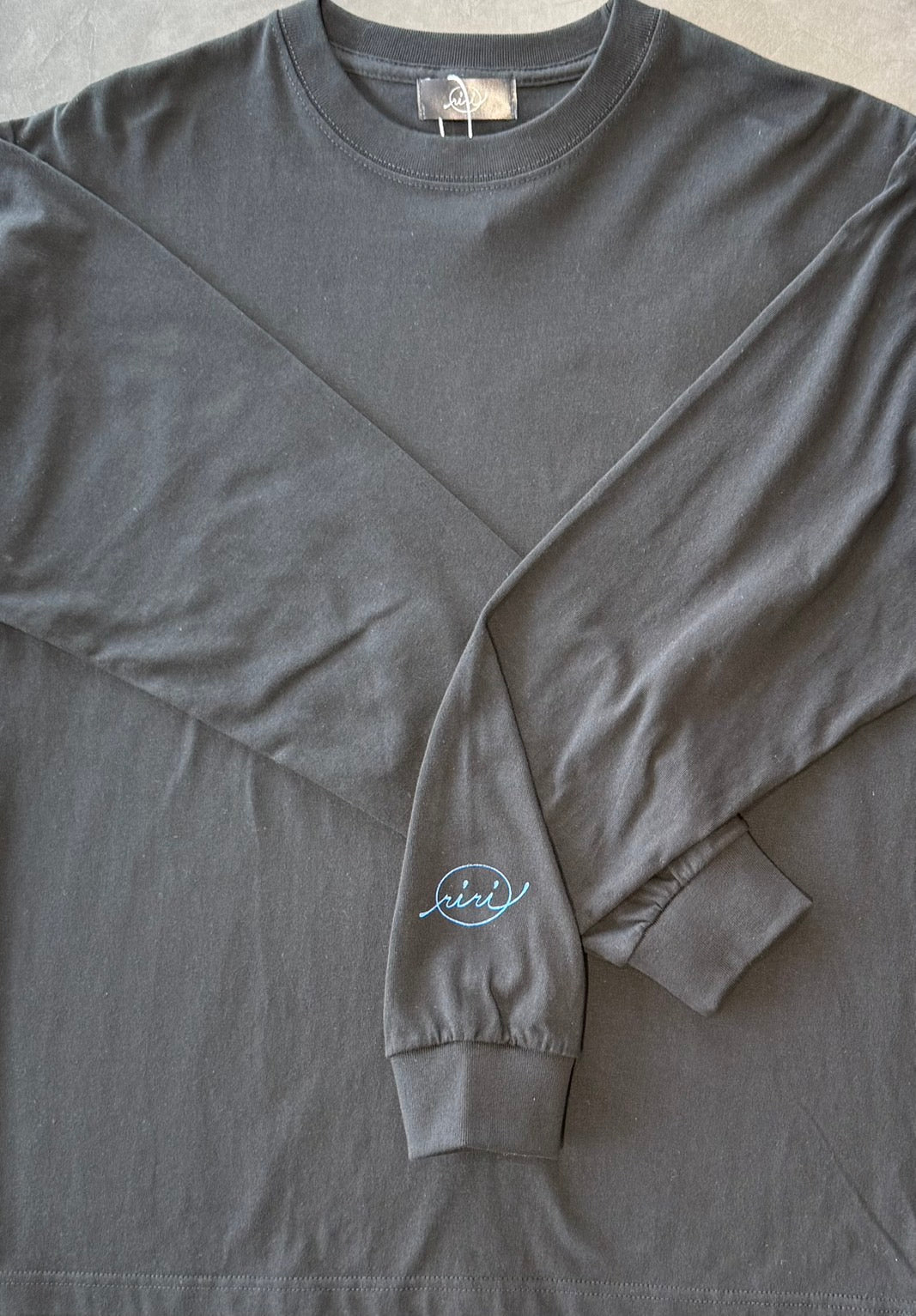 アートプリントロングスリーブTシャツ