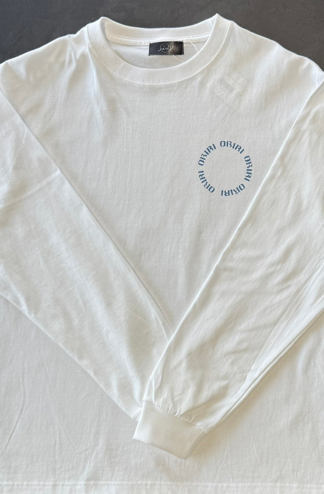 サークルロゴロングスリーブTシャツ
