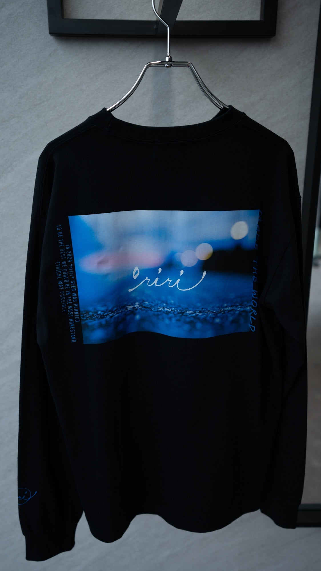 アートプリントロングスリーブTシャツ